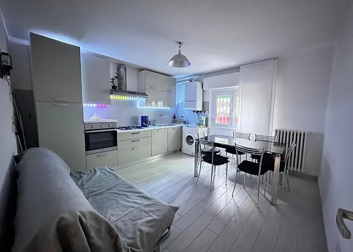 Infondoalmar --intero Indipendente-netflix-metromare A 40m-proiettore 4k Cinema-wifi Fibra-led-parcheggio-riscaldamento-- Lejlighed